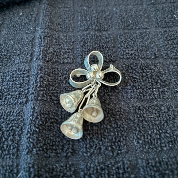 Sterling Silver Pin - Picture 2 of 9